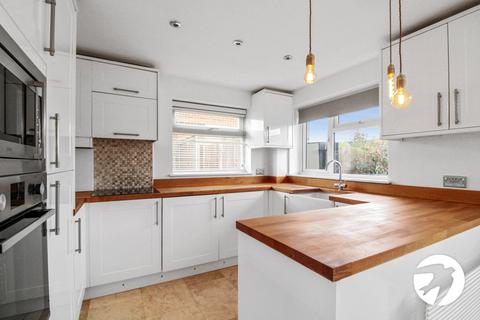 3 bedroom semi-detached house to rent, Sandown Road, Gravesend, Kent, DA12