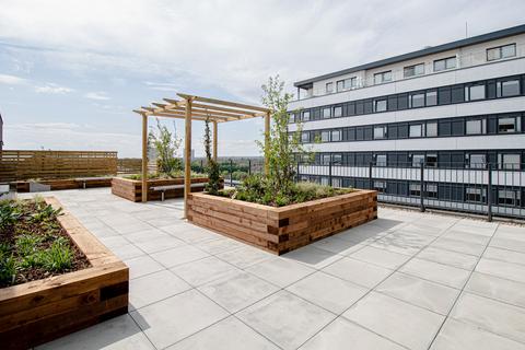 2 bedroom apartment to rent, Victoria Avenue, Southend-on-sea, SS2