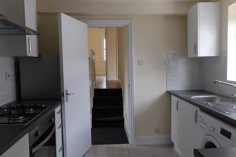 Vicarage Farm Road, Hounslow