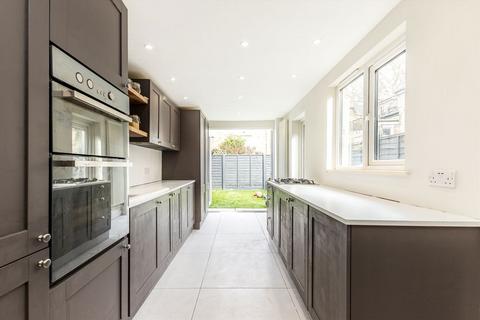 3 bedroom house for sale, Seal Street, London E8