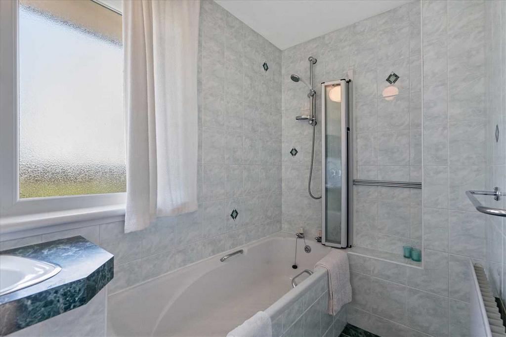Bathroom (1)