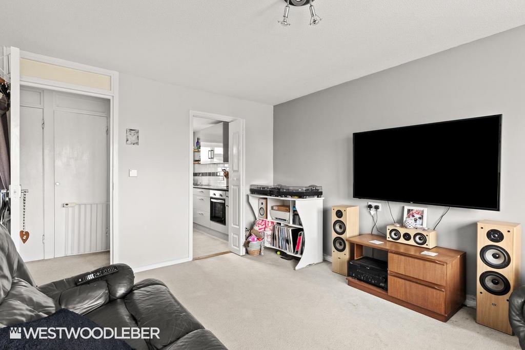 Brampton Close 7.jpg