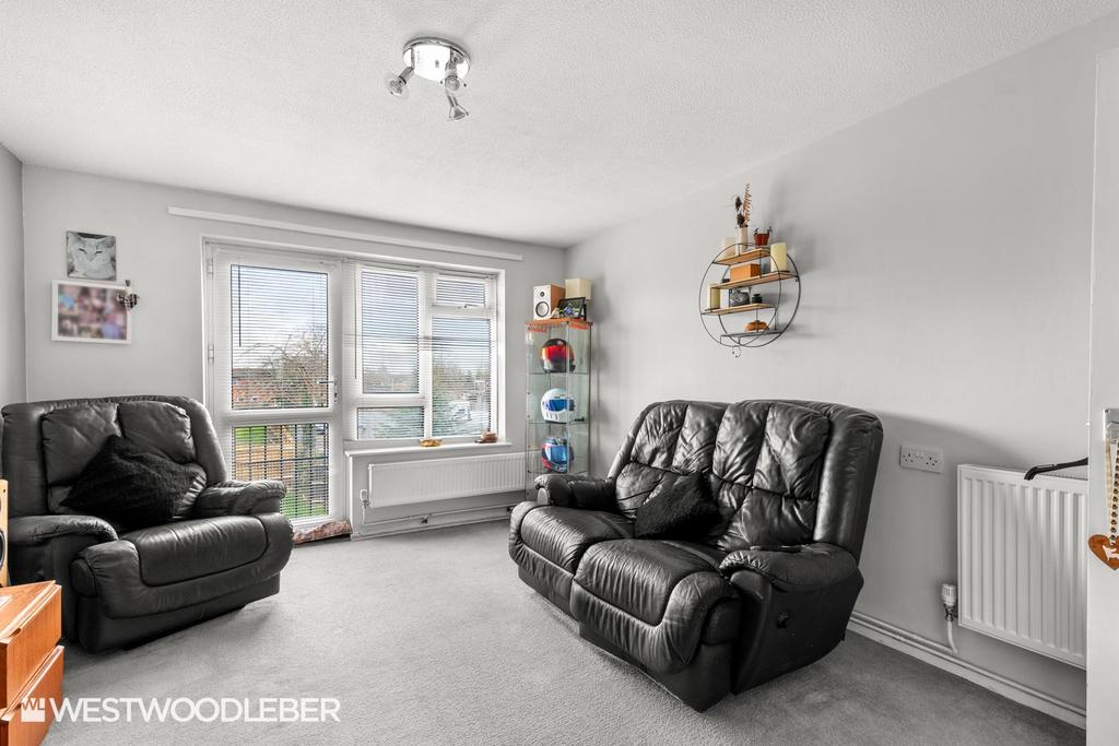 Brampton Close 4.jpg
