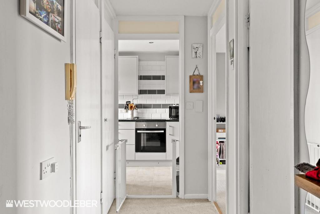 Brampton Close 9.jpg