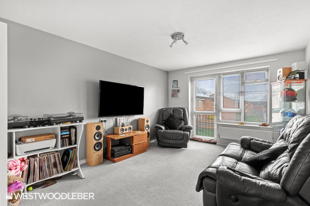 Brampton Close 3.jpg