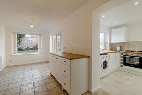 19 Carr Lane, Bessacarr, Doncaster, DN4 7PX