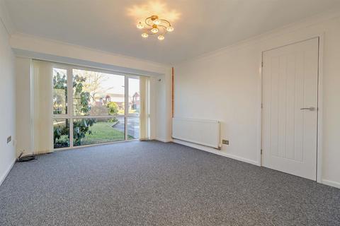 19 Carr Lane, Bessacarr, Doncaster, DN4 7PX