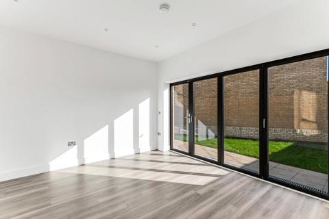 3 bedroom end of terrace house for sale, Granville Road, Childs Hill