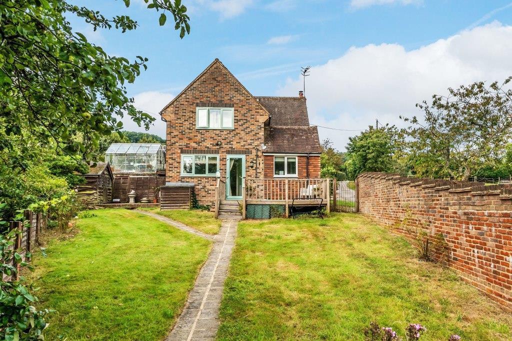 Small-Cottage-7.jpg