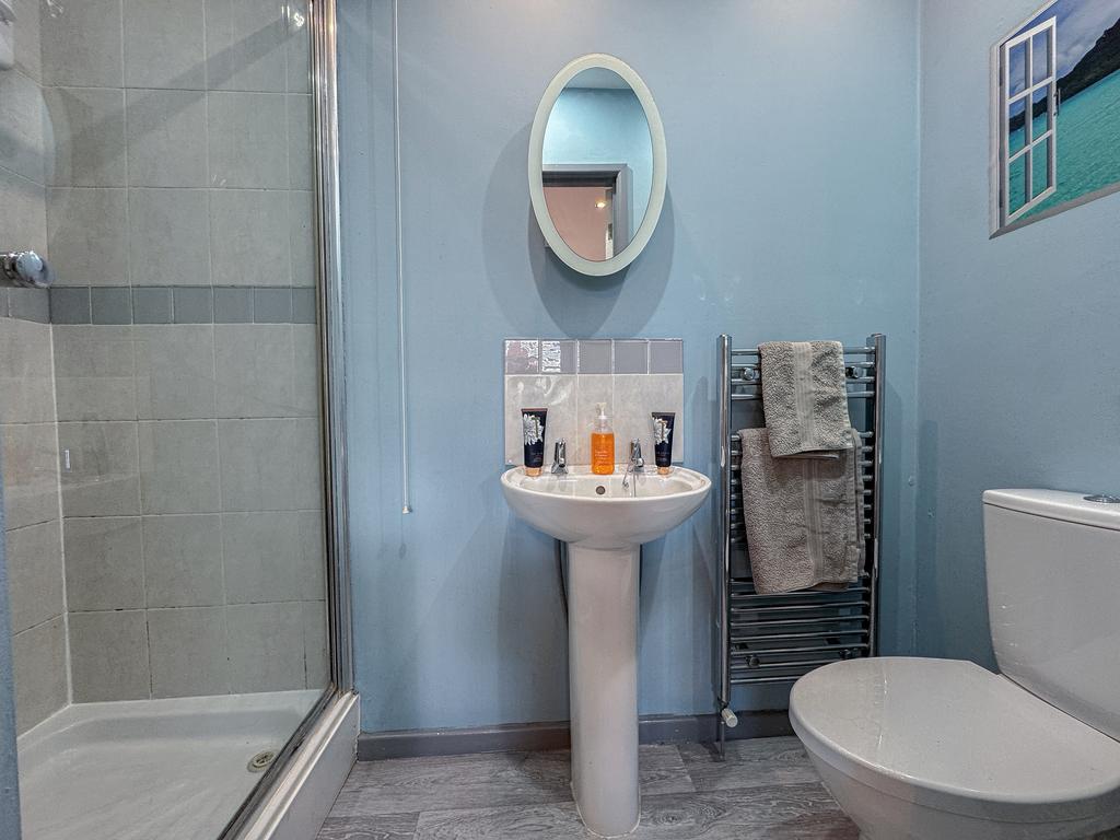 Bed 1 En Suite