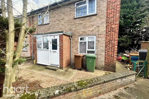 5 Beechwood Close, Wisbech, PE13 3PH
