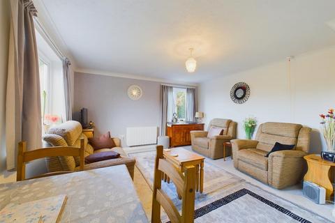 1 bedroom retirement property for sale, Haddon Court, Hardwick Mount, Buxton
