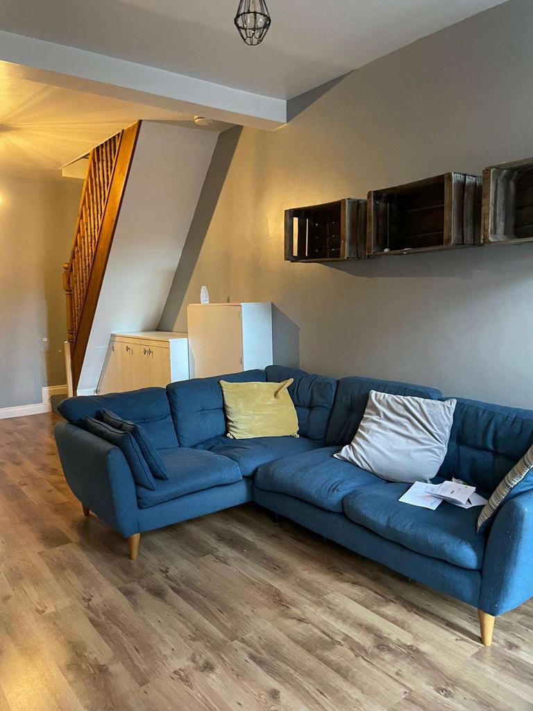 Beautiful Two Bed House to Let in Coventry CV2 fo