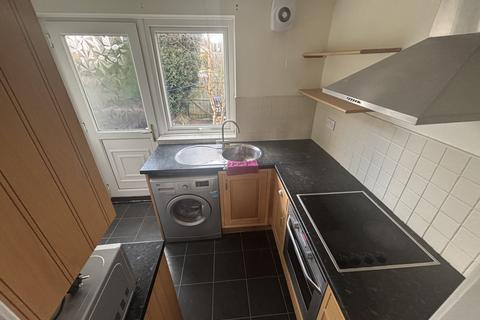 2 bedroom apartment to rent, Halton Road, Newton Hall, Durham, DH1
