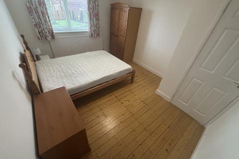 2 bedroom apartment to rent, Halton Road, Newton Hall, Durham, DH1