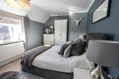 30 Fairway, Waltham, Grimsby, DN37 0LU