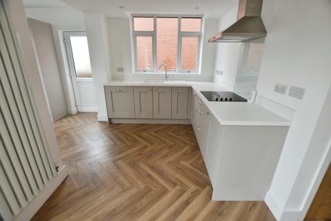 3 bedroom semi-detached house for sale, Hill Street, Rhosllanerchrugog, Wrexham, LL14
