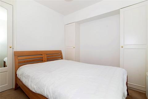 60 Bonser Road, Twickenham, TW1 4RG