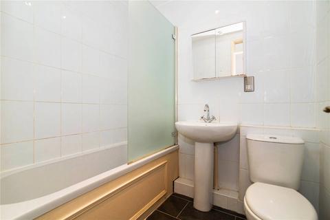 60 Bonser Road, Twickenham, TW1 4RG