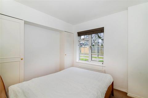60 Bonser Road, Twickenham, TW1 4RG