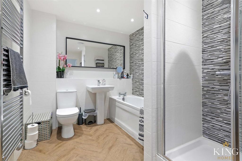 King Homes-384.jpg