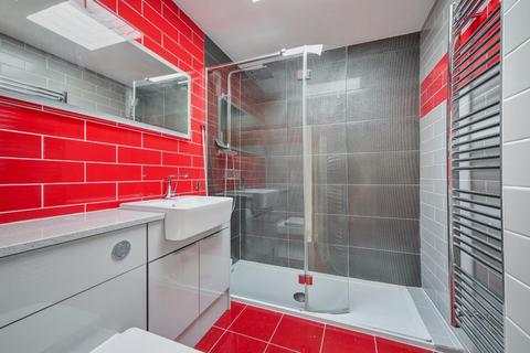 10 Barrow Hill Close, Worcester Park, KT4 7PT