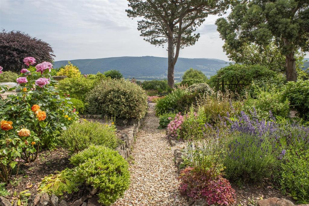 Main House Gardens.JPG