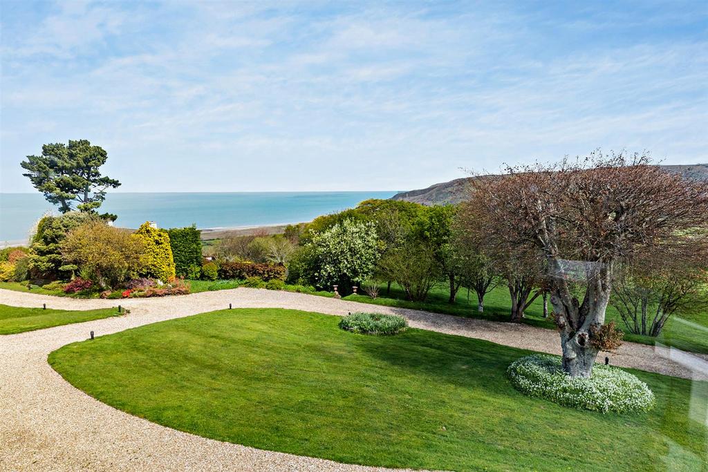 Main House Gardens &amp; View.jpg