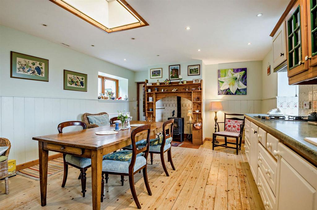 The cottage Kitchen/Breakfast Room.jpg