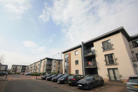 2 bedroom flat to rent, East Pilton Farm Crescent, Pilton, Edinburgh, EH5