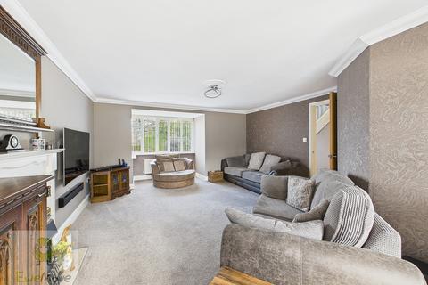 4 bedroom detached house for sale, Hertsfield Avenue, Strood, Rochester ME2 3PU