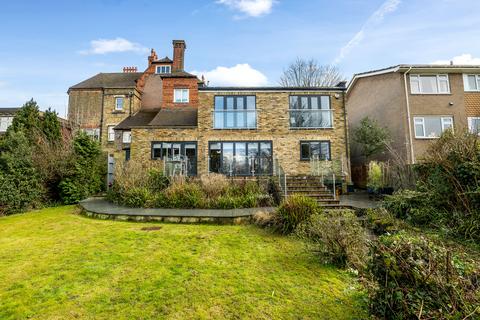 4 bedroom semi-detached house for sale, Kingswood Road Bromley BR2