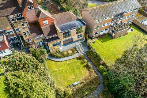 4 bedroom semi-detached house for sale, Kingswood Road Bromley BR2