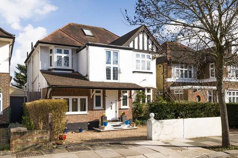undefined, Corringway, Ealing, London, W5