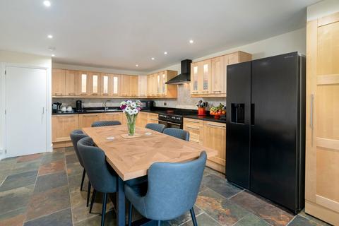 undefined, Warwick Road, Solihull B93