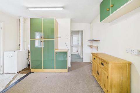 6 Corsend Road, Hartpury, Gloucester, GL19 3BP