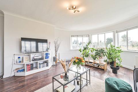 3 bedroom flat for sale, Lyttelton Road, East Finchley, London, N2