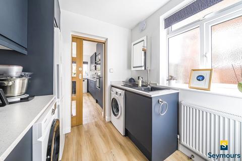 25 Sheepfold Road, Guildford, GU2 9TS