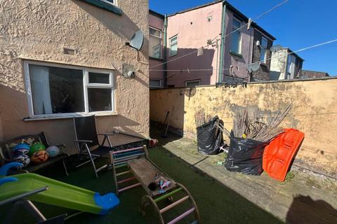 undefined, Litherland Road, Liverpool, Merseyside, L20