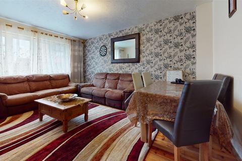 3 bedroom townhouse for sale, Chetwode Avenue, Monkston