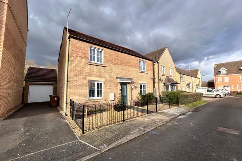 4 bedroom detached house for sale, Baldwin Drive, PETERBOROUGH PE2