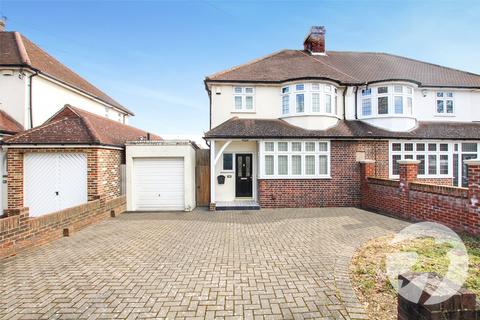 196 Avery Hill Road, London, SE9 2EX