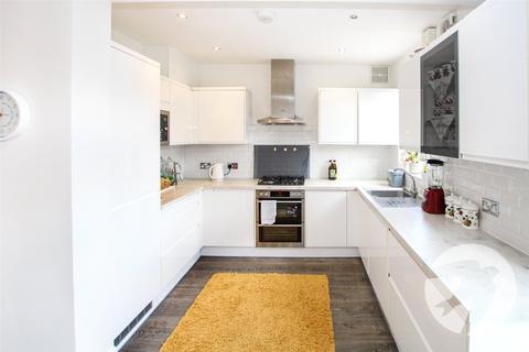 196 Avery Hill Road, London, SE9 2EX
