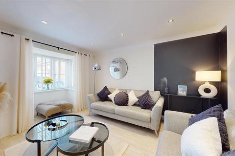 9 Baird Close, Yaxley, Peterborough, PE7 3GB