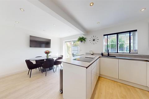 9 Baird Close, Yaxley, Peterborough, PE7 3GB
