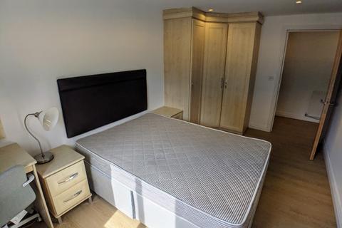2 bedroom flat to rent, Oxford Road, Manchester M1