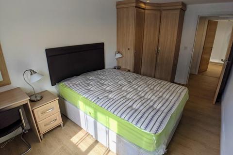 2 bedroom flat to rent, Oxford Road, Manchester M1