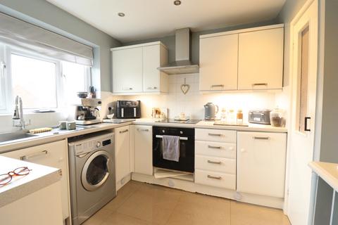 2 bedroom terraced house for sale, Gobions, KINGSWOOD, Basildon, SS16