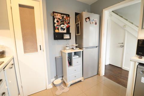 2 bedroom terraced house for sale, Gobions, KINGSWOOD, Basildon, SS16