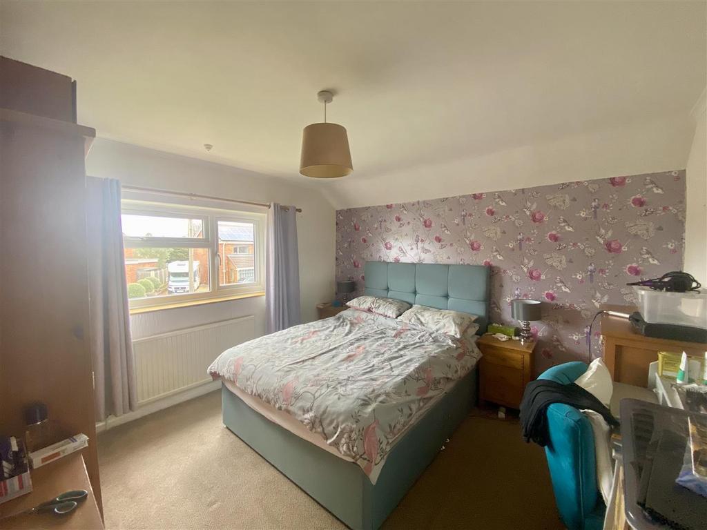 Bedroom one.jpg
